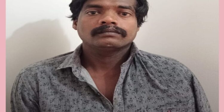 மருத்துவமனையில் சிகிச்சையில் போலீஸ் காவலில் இருந்து தப்பி ஓடிய கைதி கைது – கைது செய்த புளியம்பட்டி காவல் நிலைய காவல் ஆய்வாளர் தலைமையிலான தனிப்படையினரை எஸ்பி எஸ். ஜெயக்குமார் பாராட்டு