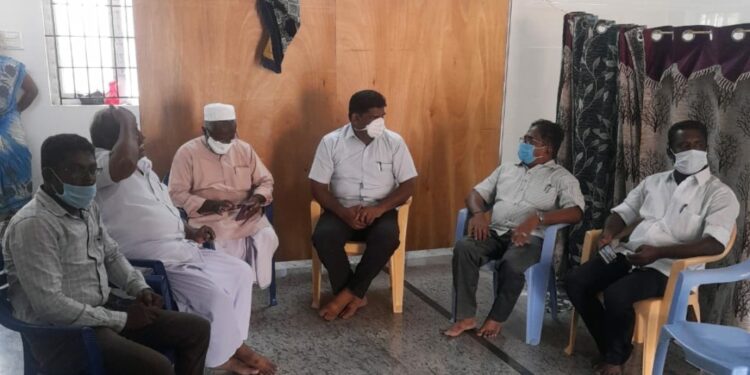 இலவச கண் சிகிச்சை முகாம்