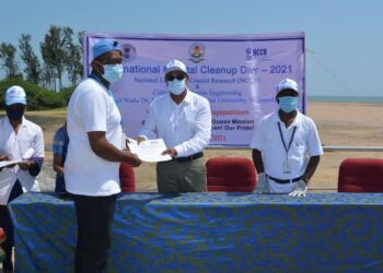 மீன்வளப் பொறியியல் கல்லூரி,   தமிழ்நாடு டாக்டர். ஜெ. ஜெயலலிதா மீன்வளப் பல்கலைக்கழகம்  சார்பில் நாகப்பட்டினம் புதிய கடற்கரையில் “சர்வதேச கடலோர தூய்மை நாள் – 2021” ஏற்பாடு மாவட்ட ஆட்சியர் பங்கேற்பு