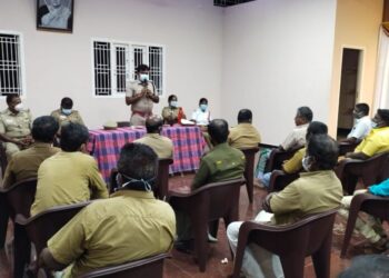 திண்டுக்கல் டிஎஸ்பி முத்துக்குமார் தலைமையில் ஆட்டோ ஓட்டுநர்களுடன் ஆலோசனை கூட்டம்