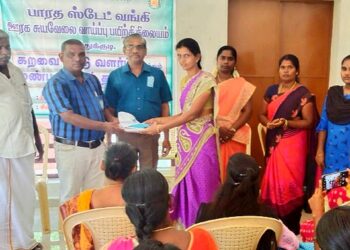 சிவகளையில் கறவை மாடு வளர்ப்பு மற்றும் மண்புழு உரம் தயாரித்தல் பயிற்சி துவக்க விழா