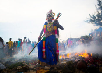 குலசை தசரா திருவிழாவில் பங்கேற்கும் பக்தா்களுக்கான வழிகாட்டும் நெறிமுறைகள்