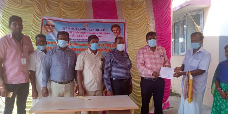 வேதாரண்யம் வருவாய் கோட்டாட்சியர்  இன்று பெறப்பட்ட மனுக்களுக்கு உடனடியாக தீர்வு கண்டு பொதுமக்களுக்கு அதற்கான ஆணை வழங்கினார்கள்