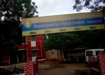 திருவைகுண்டம்  பகுதியில் ஒருவரை வழிமறித்து தகராறு செய்து கொலை முயற்சியில் ஈடுபட்ட நபர் கைது