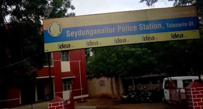 திருவைகுண்டம் பகுதியில் ஒருவரை வழிமறித்து தகராறு செய்து கொலை முயற்சியில் ஈடுபட்ட நபர் கைது