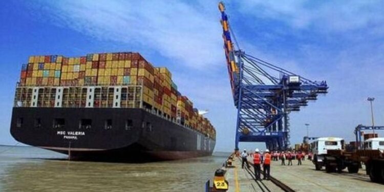 மும்பையில் துறைமுகத்தில் 25 கிலோ போதைப்பொருள் பறிமுதல் வருவாய்த்துறை அதிகாரிகள் அதிரடி