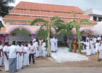 MLA ஓ.எஸ்.மணியன் வாய்மேடு கடைத் தெரு பயணிகள் நிழலகத்தை திறந்து வைத்தார்