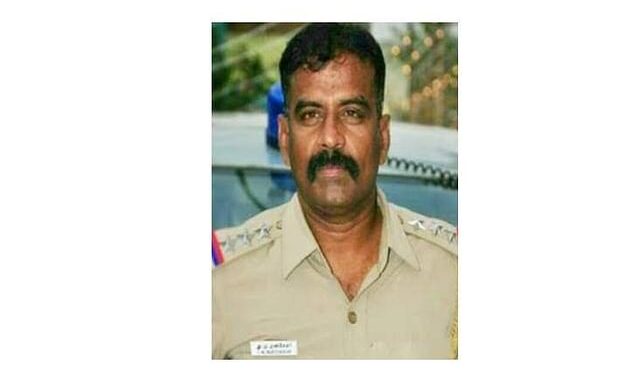 அரைநிர்வாணத்துடன் வீடியோ – திருக்கழுக்குன்றம் காவல் ஆய்வாளர் முனுசாமி காத்திருப்போர் பட்டியலில் வைக்கப்பட்டிருக்கிறார்.