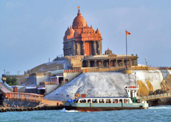 கன்னியாகுமரியில் விவேகானந்தர் மண்டபத்திற்கு படகில் செல்ல ஆன்லைனில் டிக்கெட் முன்பதிவு முறை அறிமுகம்