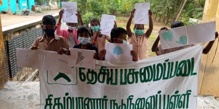 நாகை மாவட்டம் ஒரத்தூர் சிதம்பரனார் நடுநிலைப் பள்ளியில் இந்தியாவின் பறவை மனிதர் பிறந்ததின விழா கொண்டாடப்பட்டது