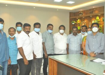 வெள்ளப்பள்ளம் கடற்கரையில், சுமார் ரூ.2 கோடி மதிப்புள்ள 2.36 Kg அம்பர்கிரிஷ் வைத்திருந்த இருவர் கைது