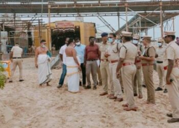 திருச்செந்தூர் கந்த சஷ்டி சூரசம்ஹார விழாவை முன்னிட்டு போலீசார் ரோந்து