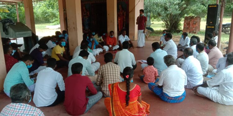 புஷ்பவனம் கிராம பகுதிகளில் உள்ள 500க்கும் மேற்பட்ட உப்பு நீர் இறால் குட்டைகளை அகற்ற கிராம மக்கள் தீர்மானம் .