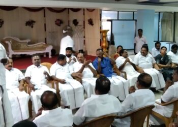 நகர்ப்புற உள்ளாட்சி தேர்தல் நெல்லை அதிமுக நிர்வாகிகள் ஆலோசனை கூட்டம்