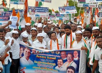 மத்திய பாஜக அரசின் விலைவாசி உயர்வை கண்டித்து தூத்துக்குடி தெற்கு மாவட்ட காங்கிரஸ் சார்பில்  மக்கள் எழுச்சியோடு நடைபெற்ற விழிப்புணர்வு பிரச்சார பேரணி – காங்கிரஸ் கமிட்டி பொறுப்பாளர்  டாக்டர் ஸ்ரீ வல்ல பிரஷாத், ஸ்ரீவை எம்எல்ஏ ஊர்வசி அமிர்தராஜ் பங்கேற்பு