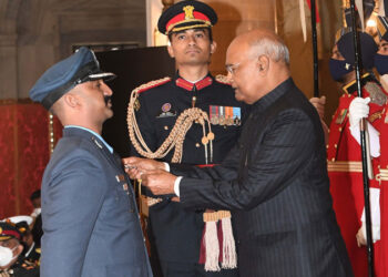 வீர் சக்ரா’ விருது பெற்ற இந்திய விமானப் படையின் குரூப் கேப்டன் அபிநந்தன் வர்தமானுக்கு தமிழக முதல்வர் மு.க.ஸ்டாலின் வாழ்த்து