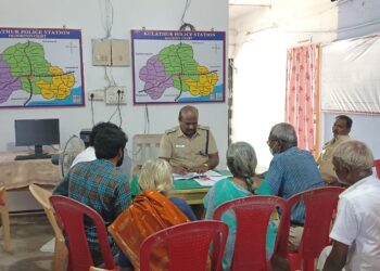 தூத்துக்குடி மாவட்டம் முழுவதும் பொதுமக்களின் மனுக்களுக்கு தீர்வு காணும் வகையில் மனு விசாரணை சிறப்பு முகாம் (Petition Mela) நடைபெற்றது.  எஸ் பி ஜெயக்குமார் நடவடிக்கையால் பொதுமக்கள் மகிழ்ச்சி!