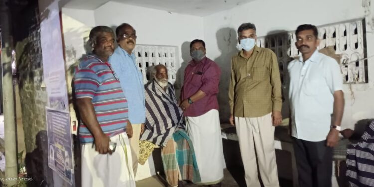 வேதாரண்யம் அரிமா சங்கத்தின் சார்பில் மார்கழி மாதம் குளிரால் நடுங்கும் ஏழை எளியவர்களுக்கு போர்வை வழங்கும் விழா