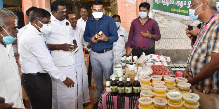 நாகப்பட்டினம் மாவட்டத்தில் 5-வது தேசிய சித்த மருத்துவ தினத்தையொட்டி சிறப்பு சித்த மருத்துவ முகாம்