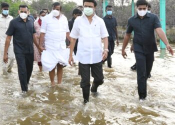 தூத்துக்குடி மாநகராட்சி பகுதிகளில் கனமழையால் பாதிக்கப்பட்ட இடங்களை முதல்வர் மு.க.ஸ்டாலின் நேரில் பார்வை