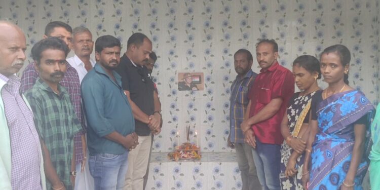 முப்படைகளின் தலைமை தளபதி பிபின் ராவத் தமிழகத்தில் மரணம்!! கொடைக்கானல் பேத்துப்பாறை மக்கள் கண்ணீர் அஞ்சலி!!