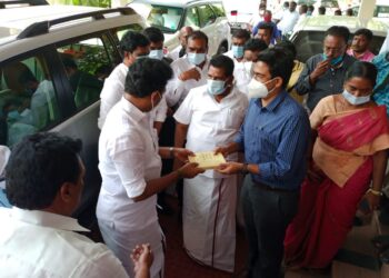 பள்ளிக் கல்வி அதிகாரிகளுடன் அமைச்சர் அன்பில் மகேஷ் பொய்யாமொழி ஆலோசனை சபாநாயகர் அமைச்சர் பங்கேற்பு