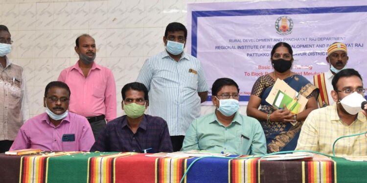 உள்ளாட்சி அமைப்பு உறுப்பினர்களுக்கான அடிப்படை பயிற்சி