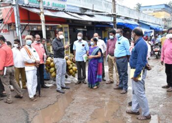 நாகூர் கந்தூரி விழாவையொட்டி மாவட்ட ஆட்சியர் அருண்தம்புராஜ் ஆய்வு