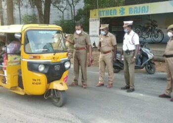 குமரி மாவட்டத்தில் முழு ஊரடங்கு சாலைகள் வெறிச்சோடி காணப்பட்டது