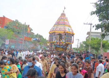 வேதாரண்யம் வேதாரண்யேஸ்வரர் கோவில் தேரோட்டம் – ஏராளமான பக்தர்கள் திருதேர் வடம்பிடித்து இழுத்தனர்