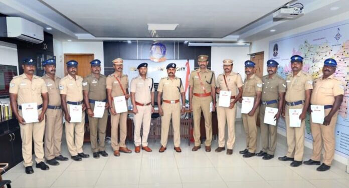 ஓடும் லாரியில் கொள்ளை – சென்னையில் பதுங்கிய கொள்ளை கும்பலை சுற்றிவளைத்தது தனிப்படை போலீஸ்