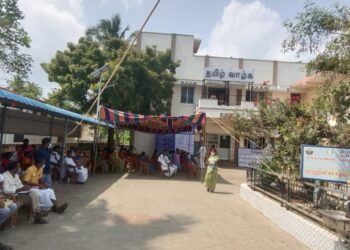 வேதாரண்யம் நகராட்சி தேர்தலில் தில்லு முல்லா? புகைப்படம் எடுக்க விடாமல் பத்திரிகையாளர்கள் வெளியேற்றும் மர்மம் என்ன?