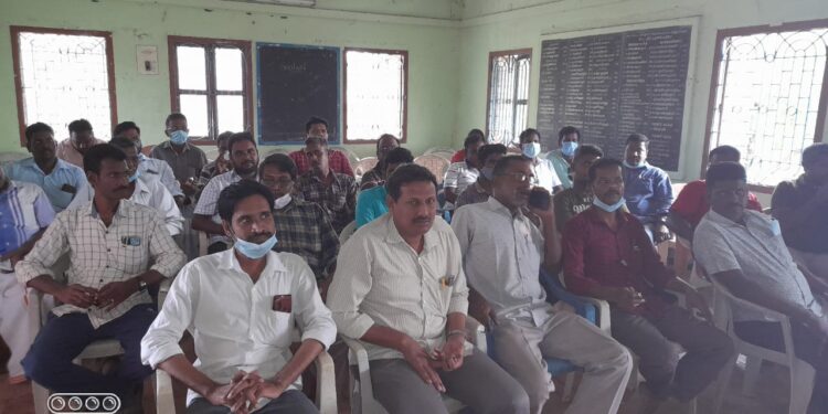 கருக்கலைப்பு மாத்திரைகளை விற்க மாட்டோம் – உறுதிமொழி எடுத்த வேதாரணியம் நகர, தாலுகா மருந்து வணிகர் சங்கத்தினர்