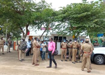 நகர்ப்புற உள்ளாட்சி தேர்தல் தலைஞாயிறு பேரூராட்சியில் அதிமுகவைச் சேர்ந்த செந்தமிழ்ச்செல்வி தலைவராக தேர்வு