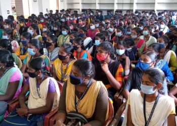 வேதாரண்யத்தில் இளையோர் பாராளுமன்ற கருத்தரங்கம்