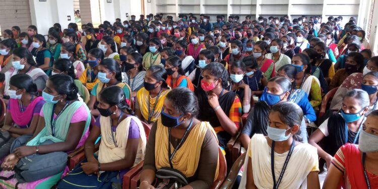 வேதாரண்யத்தில் இளையோர் பாராளுமன்ற கருத்தரங்கம்