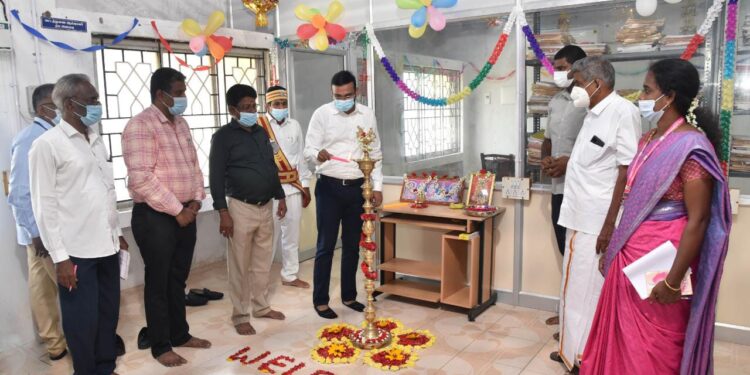 திருக்குவளை வட்டத்தில் பல்வேறு நலத்திட்ட உதவிகளை மாவட்ட ஆட்சியர் அருண்தம்புராஜ் வழங்கினார்