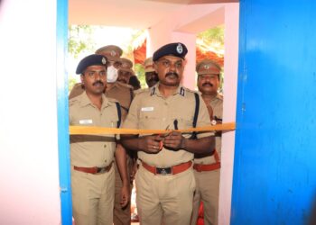 காவல்துறையின் சார்பில் நூலகம் – மத்திய மண்டல காவல்துறை தலைவர் பாலகிருஷ்ணன் திறந்துவைத்தார் .