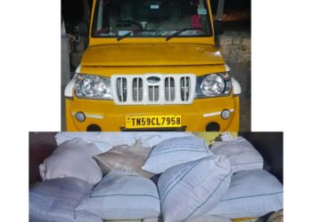 விளாத்திகுளம் காடல்குடி பகுதியில் சுமார் 1750 கிலோ ரேஷன் அரிசி கடத்த முயன்ற வாகனம் பறிமுதல் போலீஸ் விசாரணை .