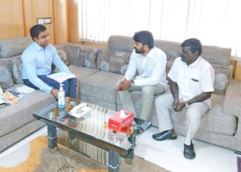 ஶ்ரீவை, தொகுதியில்  இளைஞர்களின் விளையாட்டு திறனை மேம்படுத்த  விளையாட்டு கிராமம் (Sports Village) ,  மகளிர் விளையாட்டு   அமைக்க கோரிக்கை