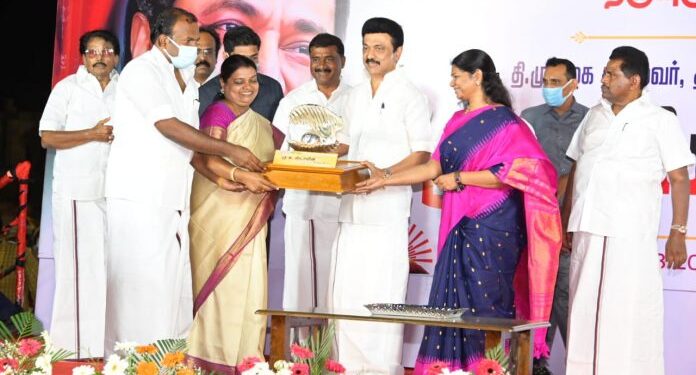 மக்கள் நம்மை நம்பி வெற்றி அடைய செய்திருக்கிறார்கள். அவர்களுக்கு உண்மையுள்ளவர்களாக வெற்றி பெற்றிருப்பவர்கள் இருக்க வேண்டும். – முதல்வர் மு.க.ஸ்டாலின் பேச்சு