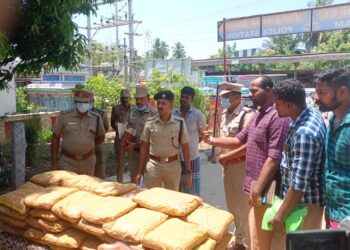 வேதாரண்யம் அருகேஇருசக்கர வாகனத்தில் கடத்தி வரப்பட்ட 8 லட்சம் ரூபாய் மதிப்பிலான போதைப்பொருள் பறிமுதல் – மூவர் கைது