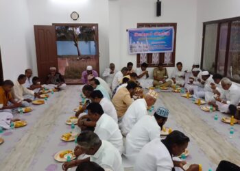 வேதாரண்யத்தில் இஃப்தார் நோன்பு துறப்பு நிகழ்ச்சி – எஸ்.எஸ்.அறக்கட்டளை சிறப்பு ஏற்பாடு