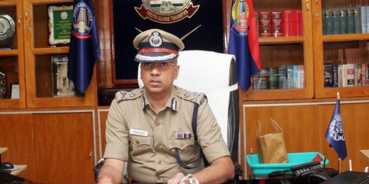 நெல்லை மாநகரின் 41வது மாநகர காவல் ஆணையாளராக சந்தோஷ்குமார் பதவியேற்பு