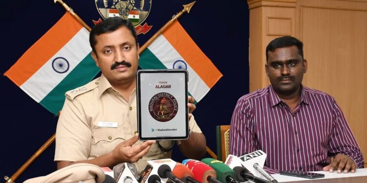 சித்திரைத் திருவிழா  குறித்த நேரத்தில் கள்ளழகரை மக்கள் தரிசிக்க `டிராக் அழகர்’ வசதி –  மாவட்ட எஸ்.பி பாஸ்கரன் தலைமையில் காவல்துறையின் அட்டகாச ஏற்பாடு!