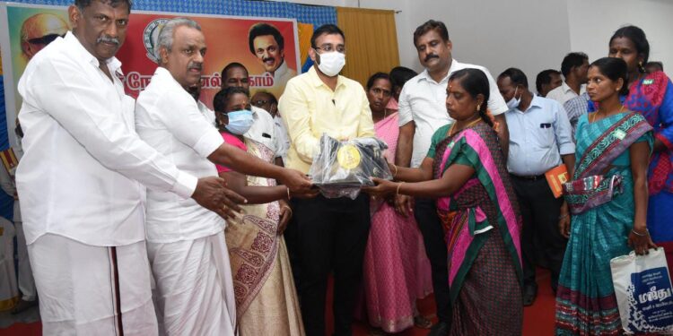 நாகை மாவட்டம் பிராந்தியங்கரையில் மக்கள் நேர்காணல் முகாம்