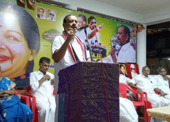தலைஞாயிறு பேரூராட்சியில் ஆளும் திமுக அரசை கண்டித்து அதிமுக கண்டன கூட்டம்