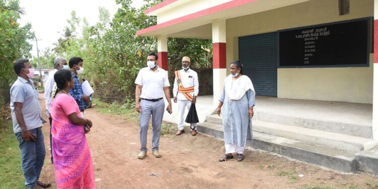 நாகையில் நடைபெற்று வரும் வளர்ச்சி திட்டப் பணிகளை மாவட்ட ஆட்சியர் ஆய்வு