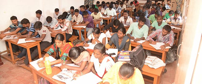 தூத்துக்குடி கின்ஸ் அகாடமியில் அடுத்த சாதனை இலக்கு ஸ்போக்கன் ஆங்கிலம், ஹிந்தி பயிற்சி துவக்கம்!! கின்ஸ் அகாடமி நிறுவனர் பேச்சிமுத்து தகவல்!