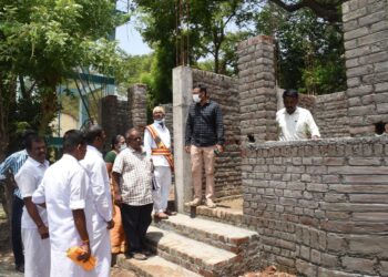 நாகை மாவட்டம், திருமுருகல் ஊராட்சி பகுதியில் நடைபெற்று வரும் வளர்ச்சி பணிகளை மாவட்ட ஆட்சியா் ஆய்வு 